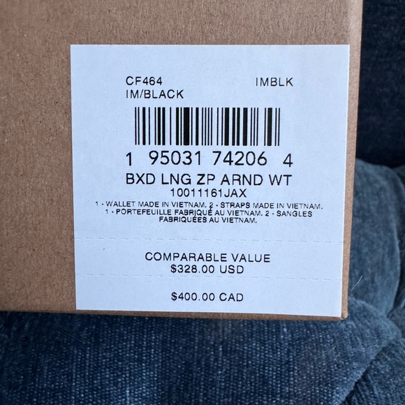 Coach Zip Around wallet in Signature Leather in Gift Box - Picture 10 of 10